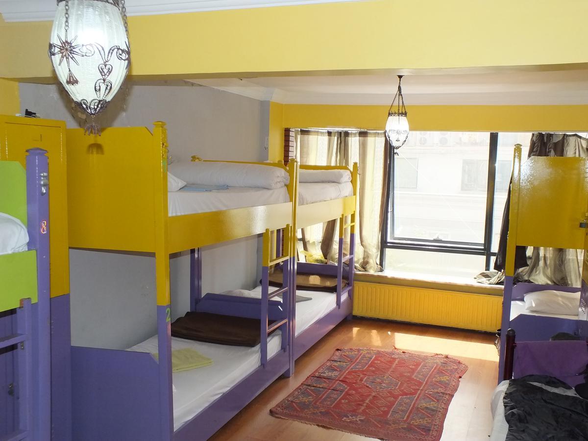 Istiklal Hostel New อิสตันบูล ภายนอก รูปภาพ